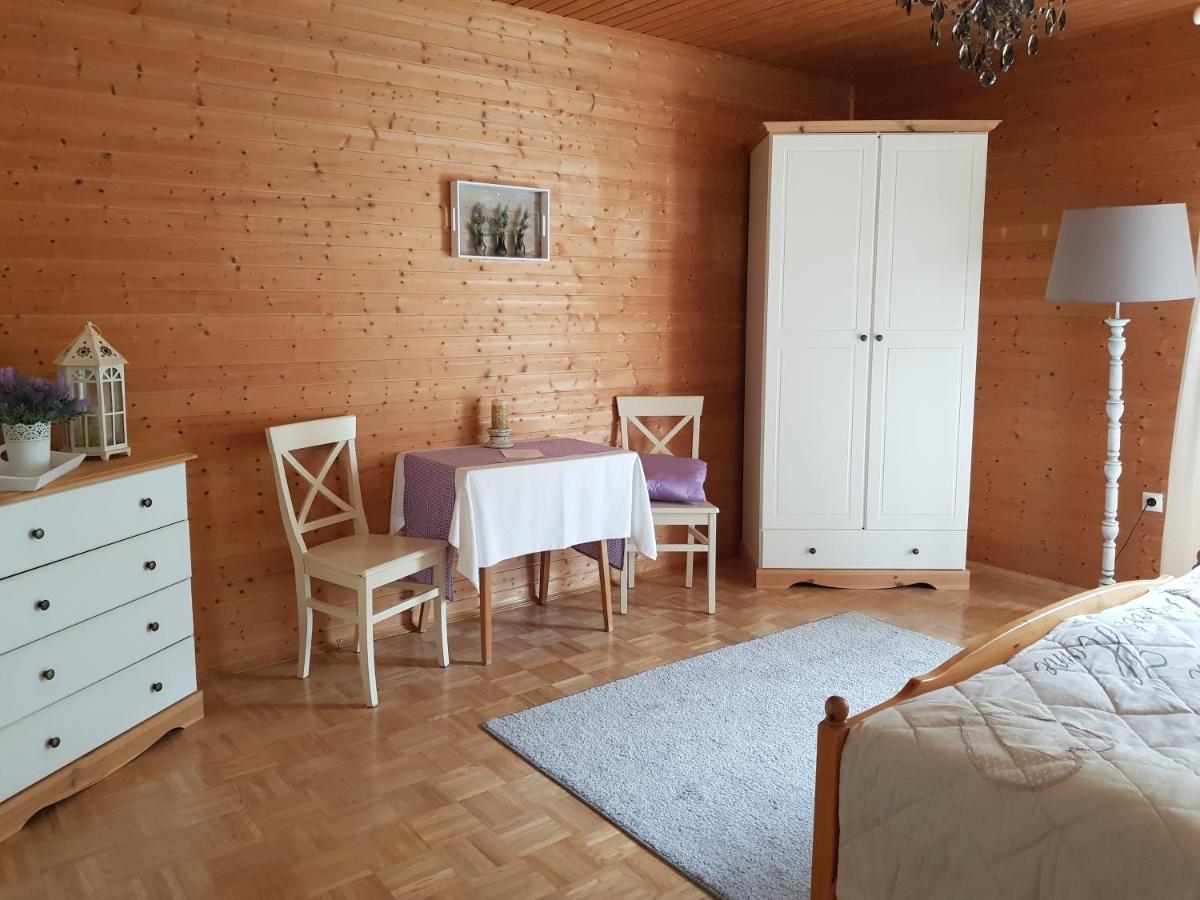 Feriendomizil Wetzelberger Apartment Monichwald Luaran gambar